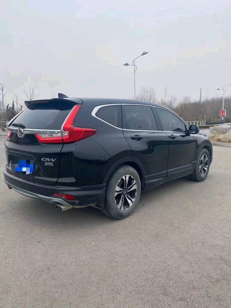 聊城17年本田CR-V8