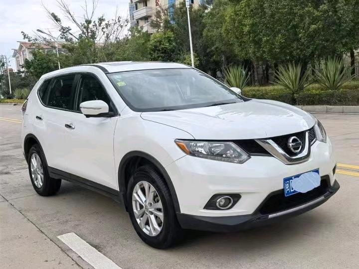 廈門16年日產奇駿3