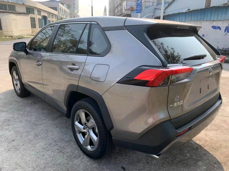 江門22年豐田RAV4榮放7