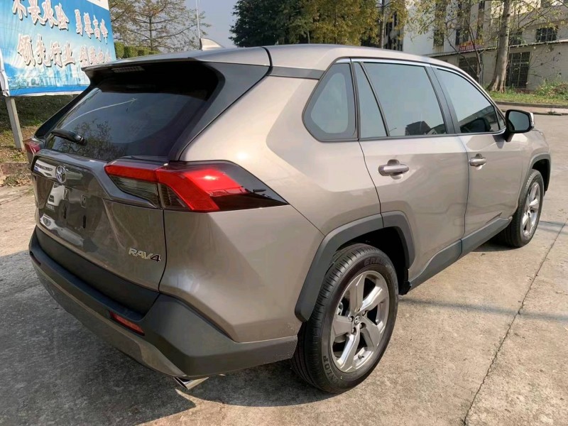 江門22年豐田RAV4榮放9