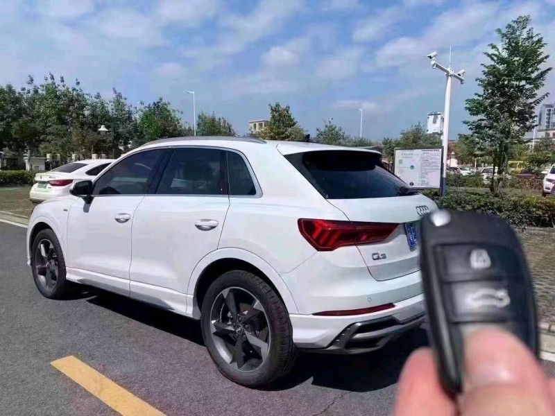 中山20年奧迪Q34