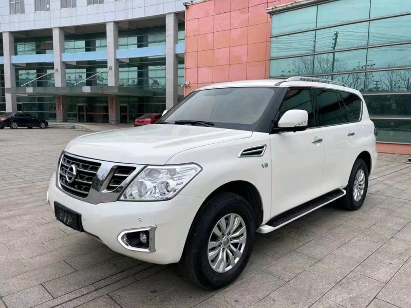 鹽城19年日產途樂3