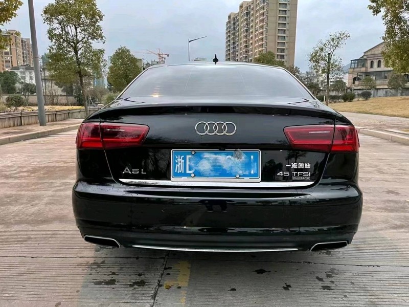 溫州17年奧迪A6L8