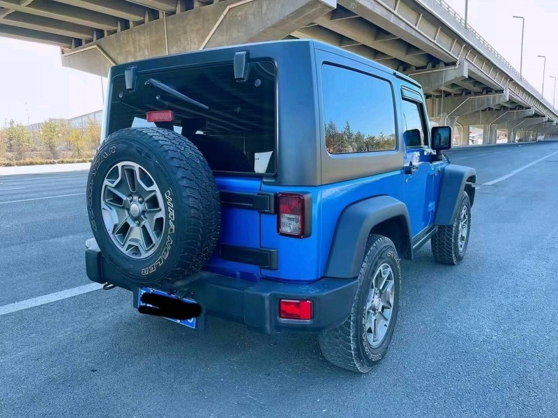 朔州15年Jeep牧馬人7