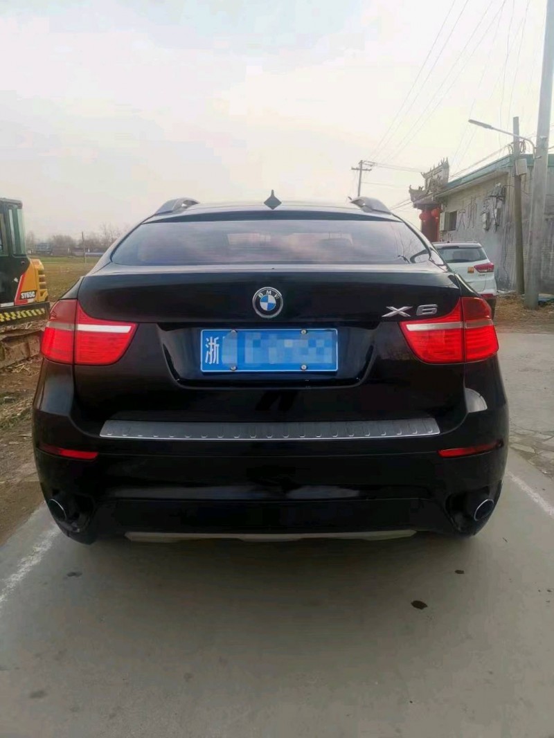 北京11年宝马X65