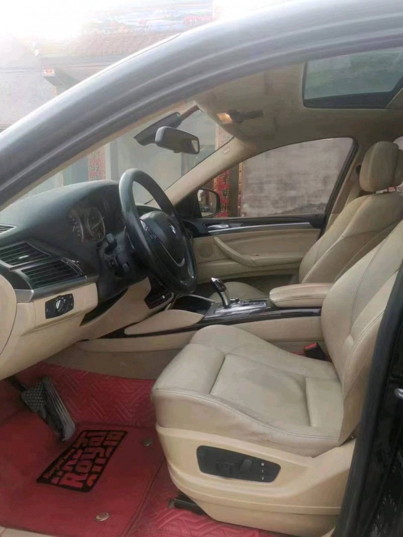 北京11年宝马X67