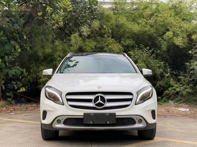 深圳16年奔馳GLA AMG9