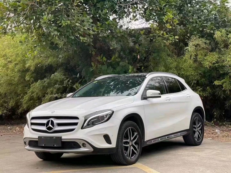 深圳16年奔馳GLA AMG8