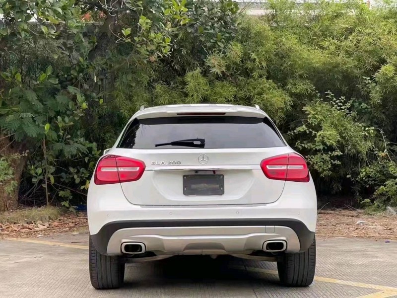 深圳16年奔馳GLA AMG3