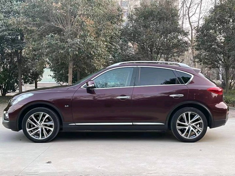 北京16年英菲尼迪QX50(進口)5