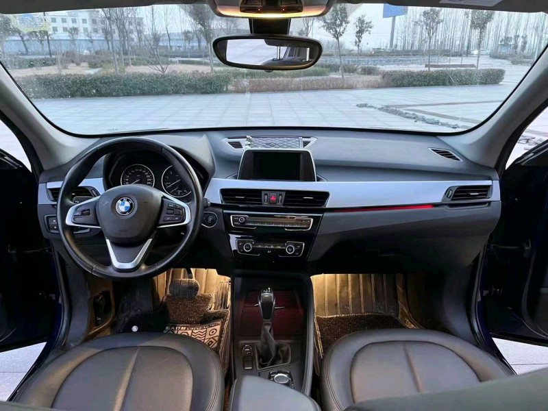 北京17年宝马X12