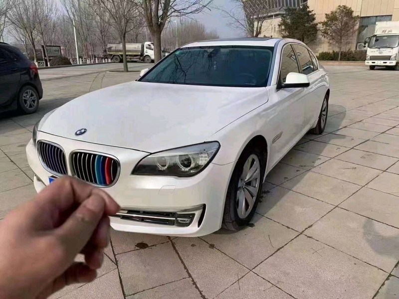 北京12年宝马7系3