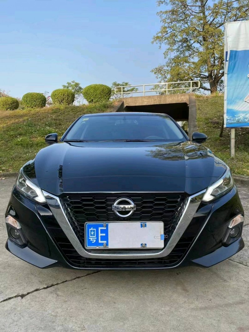 江門19年日產天籟1