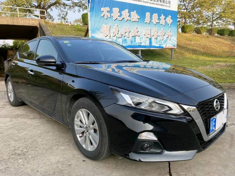 江門19年日產天籟3