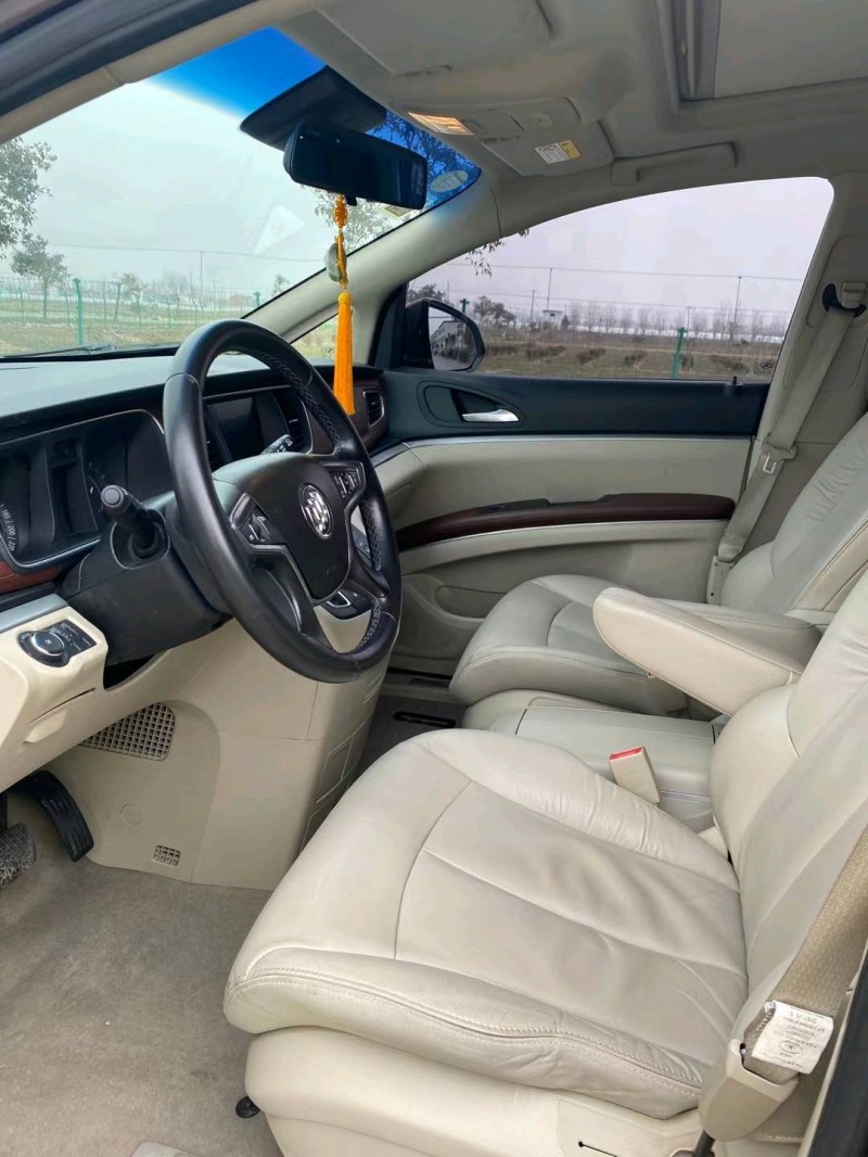 徐州19年别克GL86