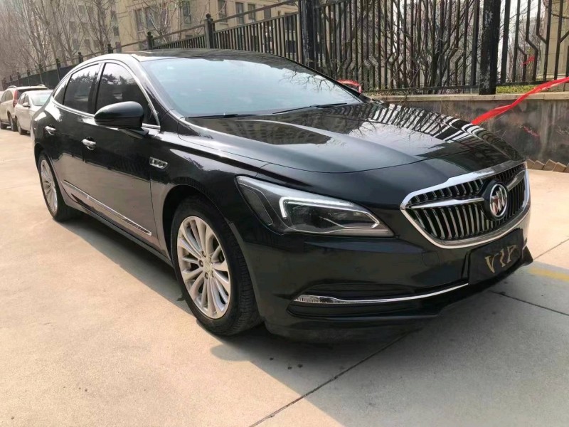 北京18年别克君越8