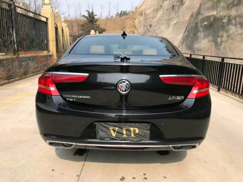 北京18年别克君越6