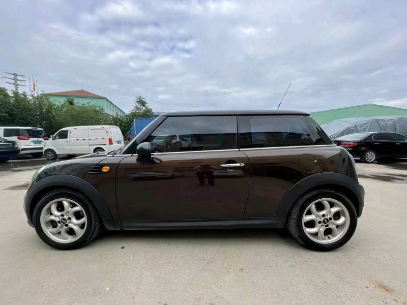 北京12年宝马M36