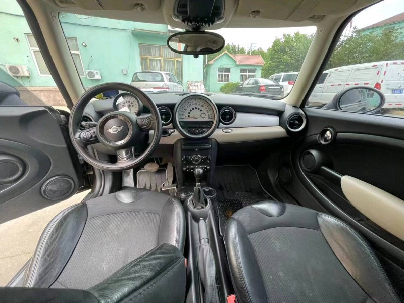 北京12年宝马M35