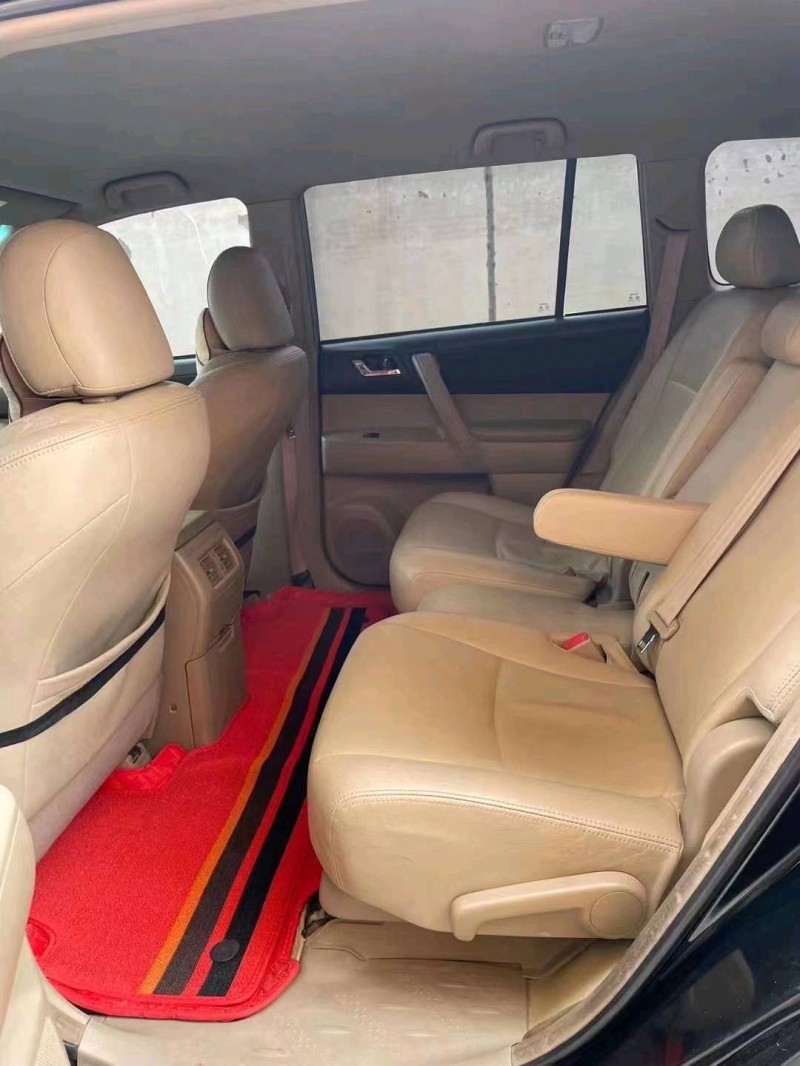 北京13年丰田汉兰达5