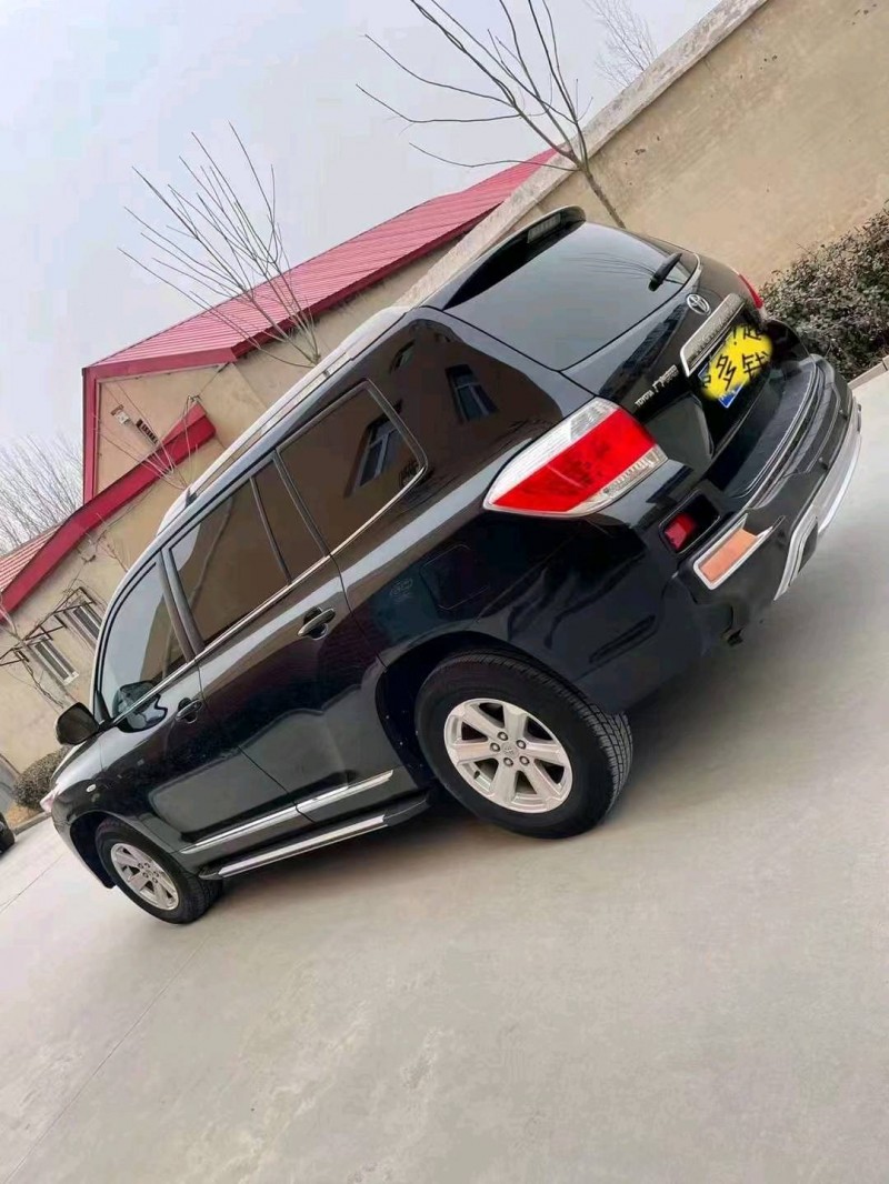 北京13年丰田汉兰达7