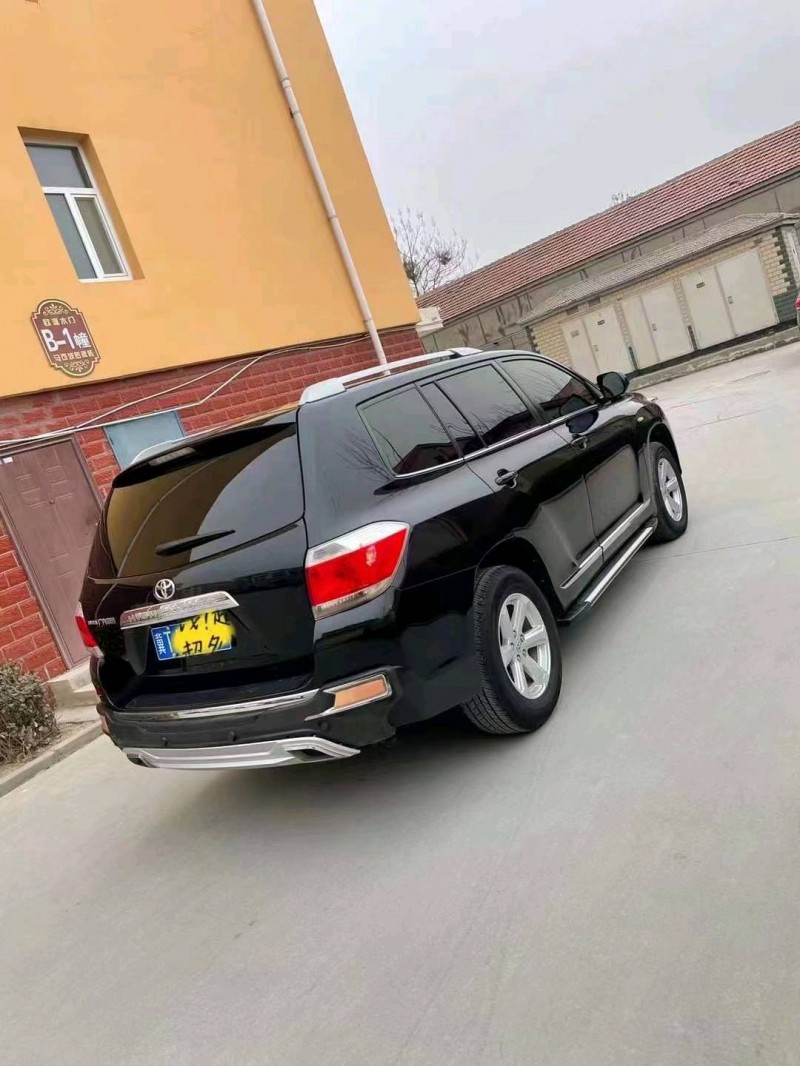 北京13年丰田汉兰达9