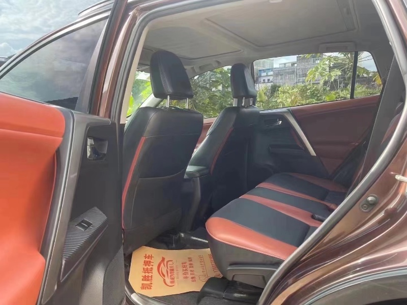 桂林15年豐田RAV48