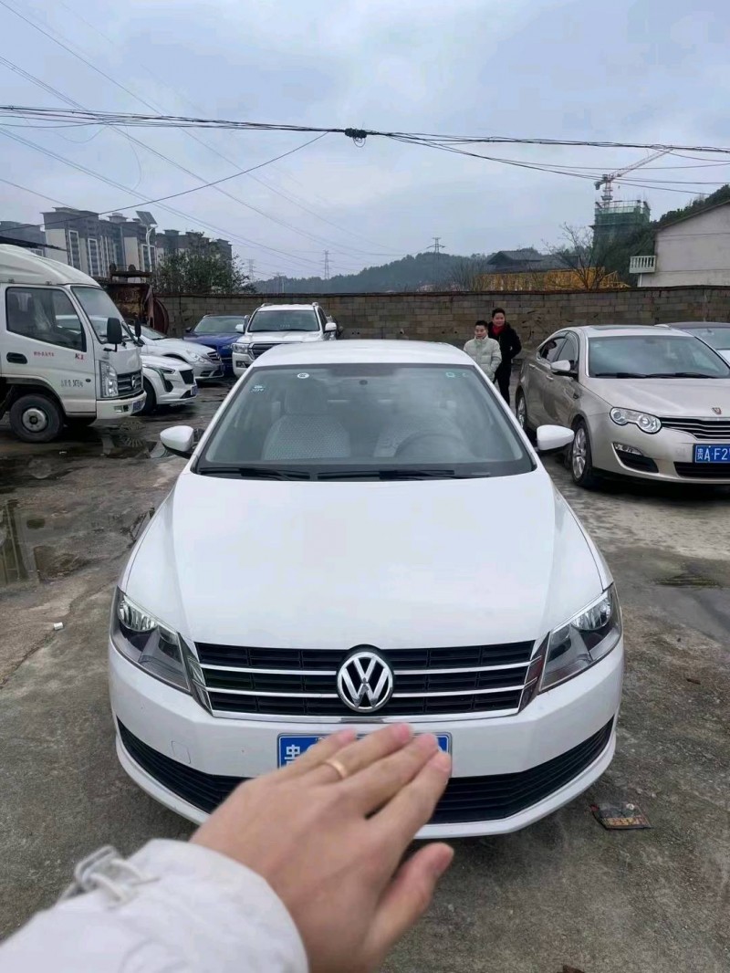 北京17年大众朗逸5