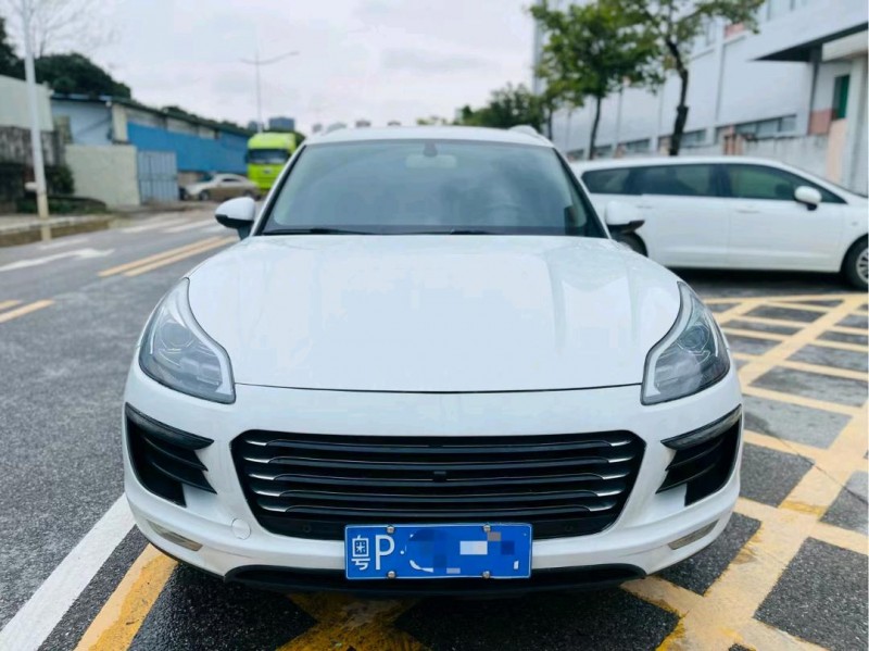 東莞17年眾泰SR91