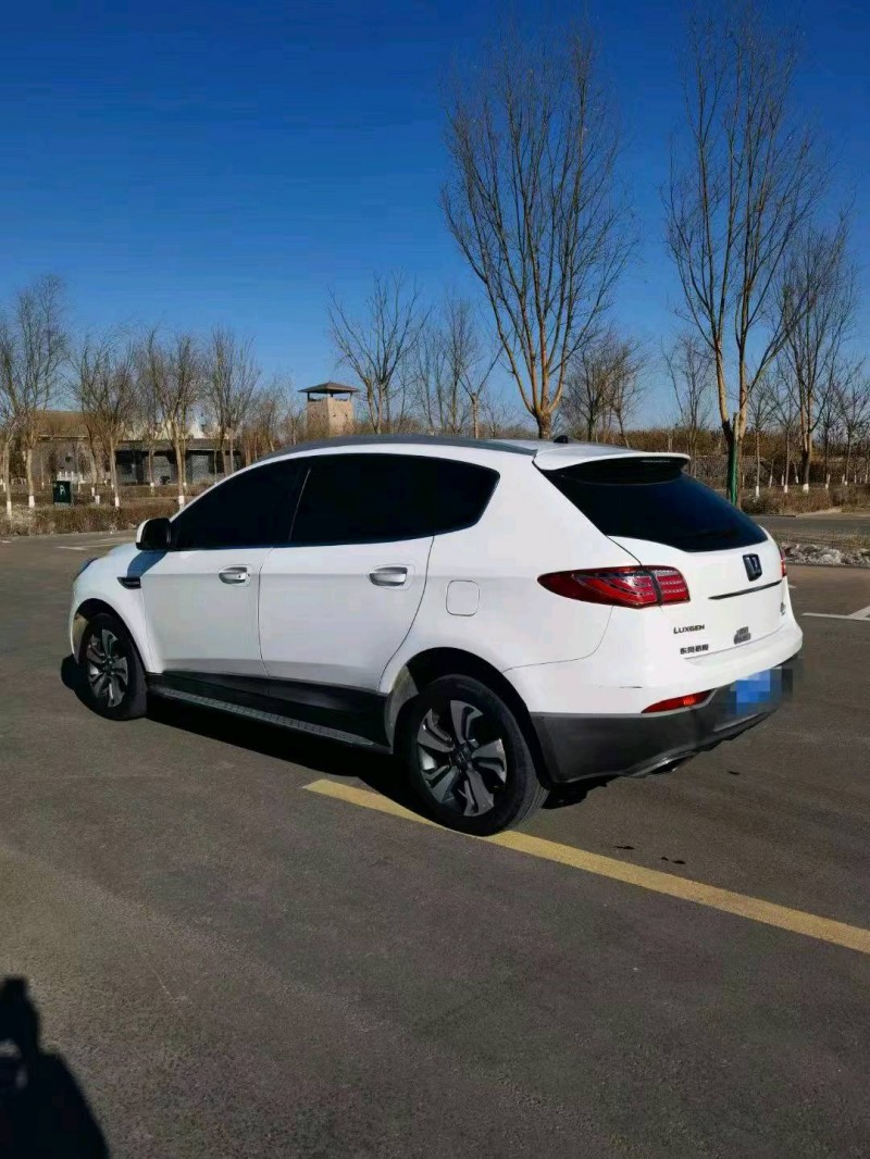 呼倫貝爾15年納智捷大7 SUV4