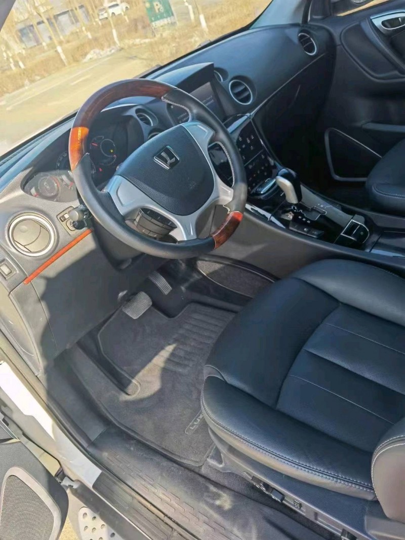 呼倫貝爾15年納智捷大7 SUV7