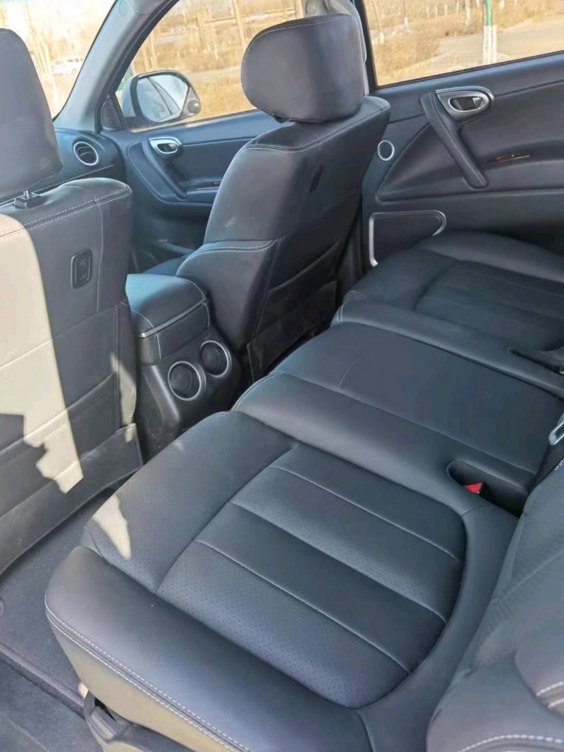 呼倫貝爾15年納智捷大7 SUV9