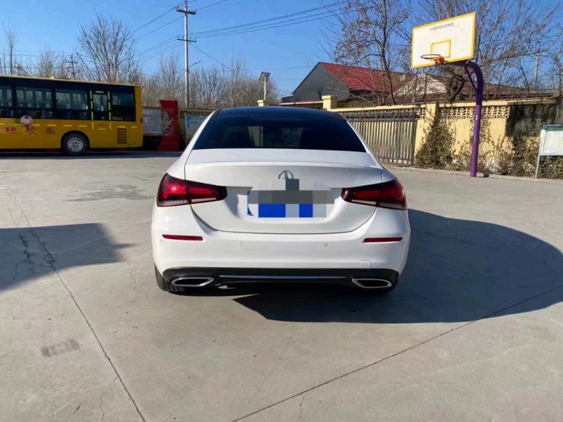 北京19年奔驰A6