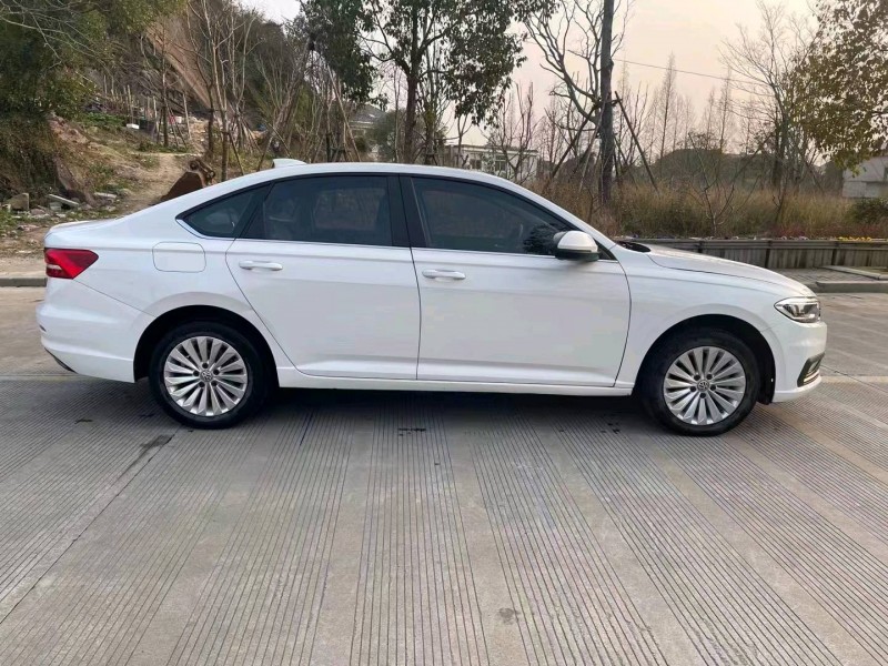 北京20年大众朗逸8