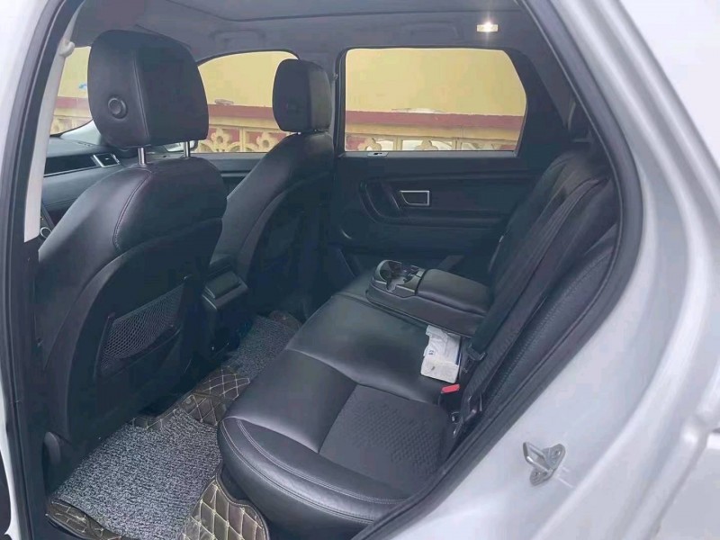 北京17年路虎发现35