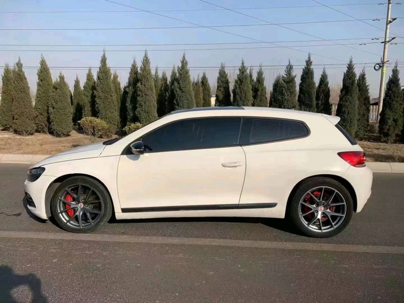 北京10年大众尚酷6