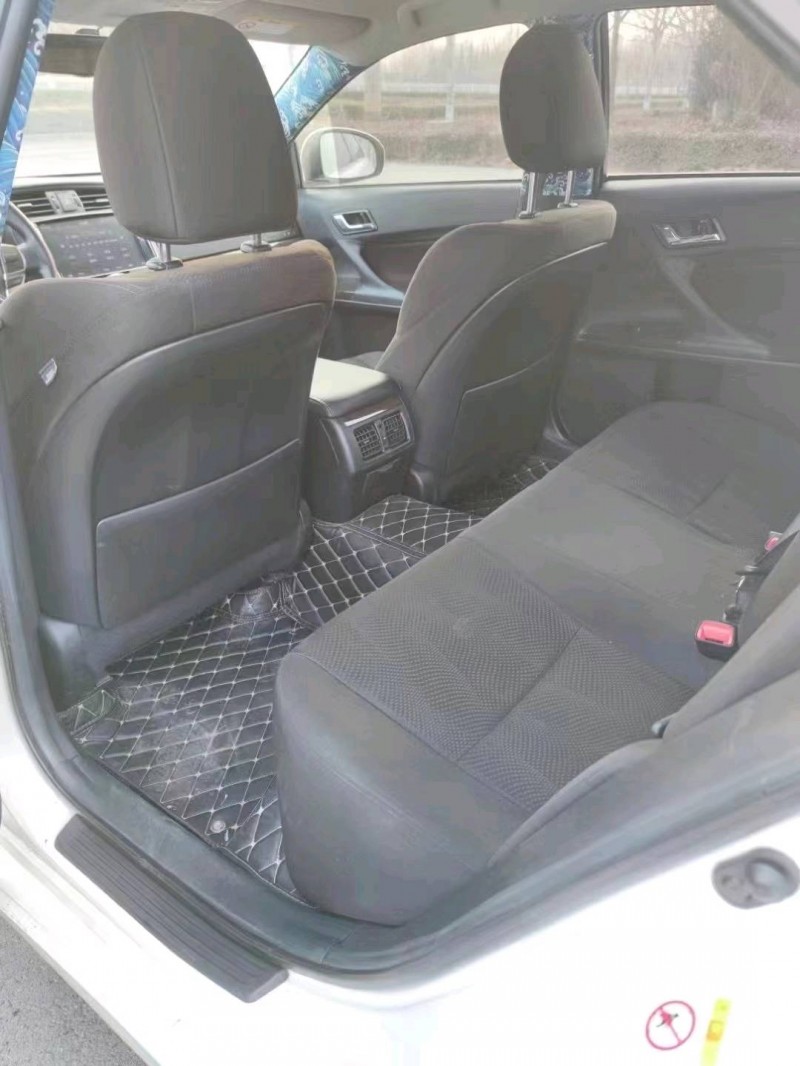 北京16年丰田锐志1