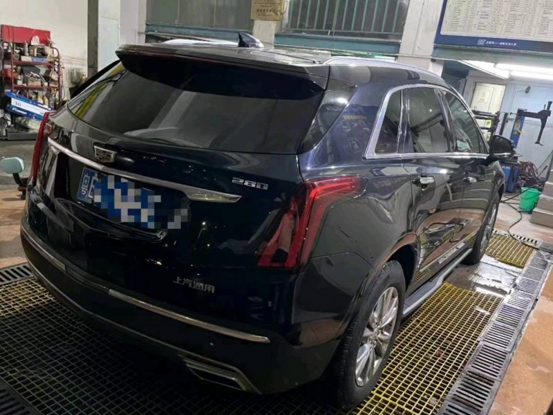 深圳20年凱迪拉克XT54