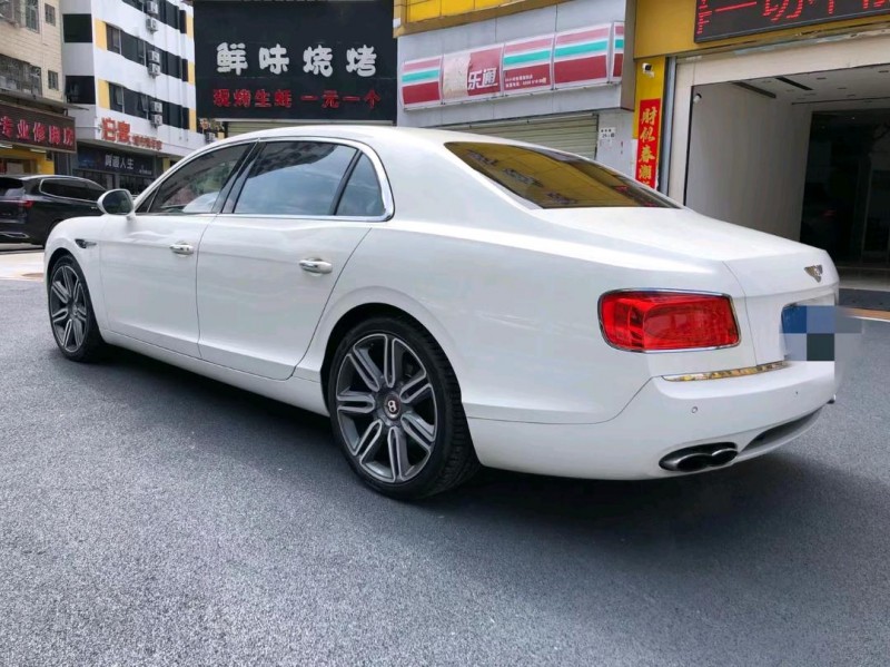 深圳17年賓利飛馳1