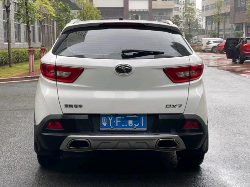 東莞21年寶駿RS59