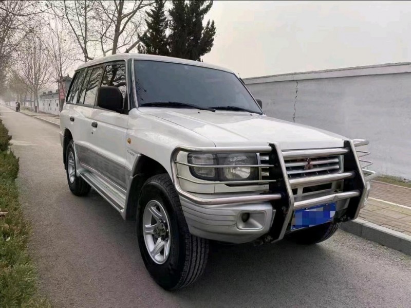 東營12年獵豹汽車黑金剛2