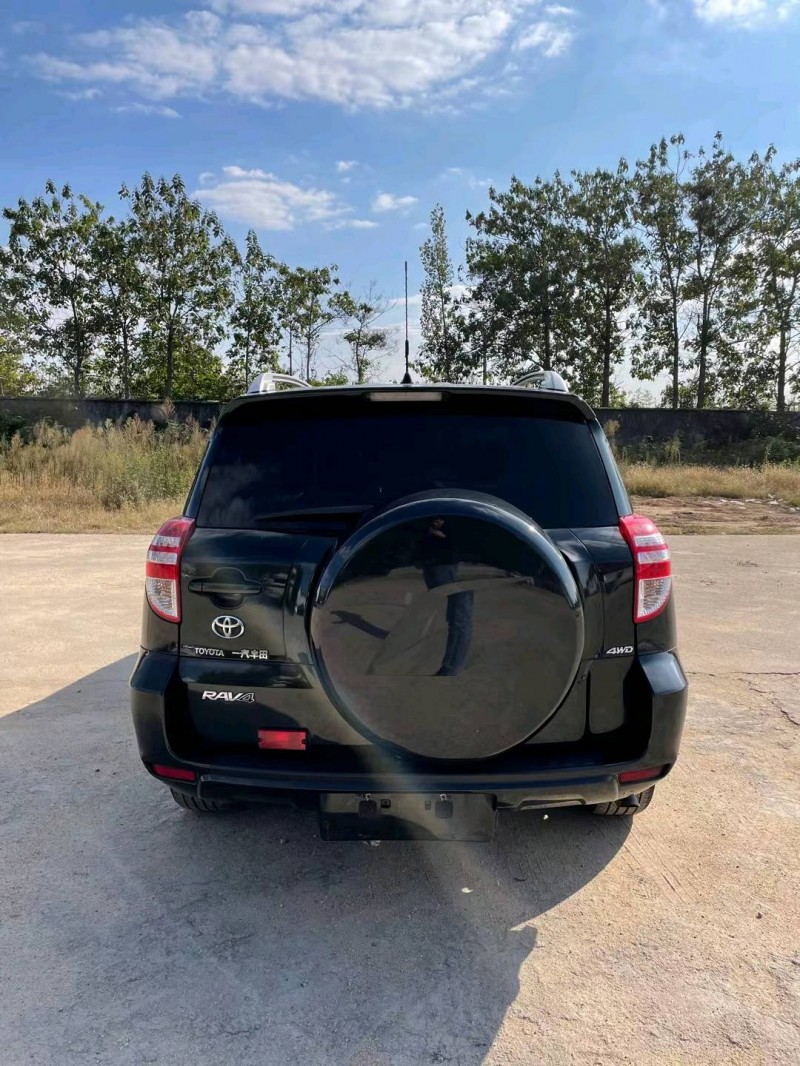 臨沂12年豐田RAV44
