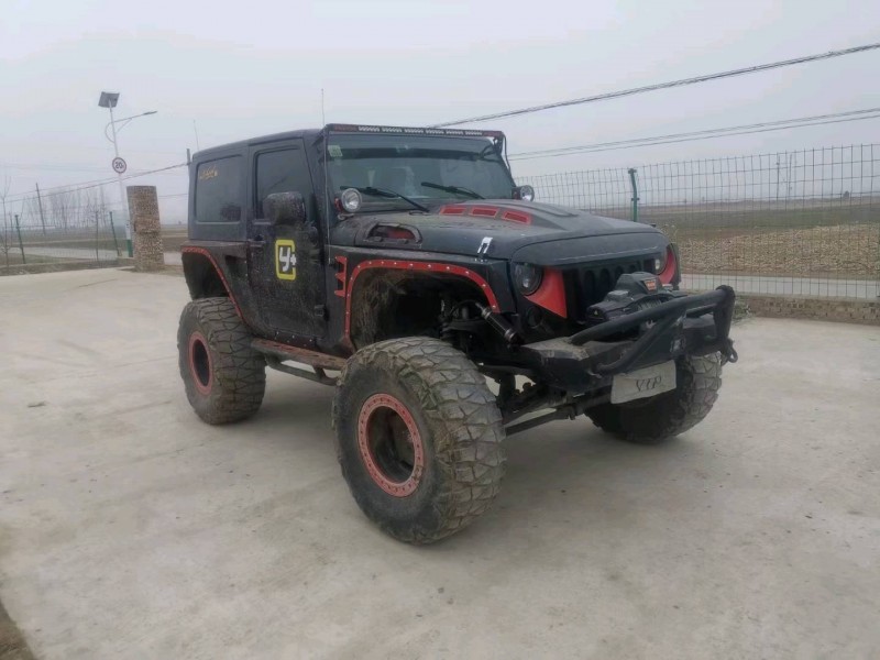 滄州10年Jeep牧馬人1