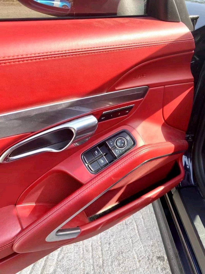 臨沂15年保時捷Boxster8
