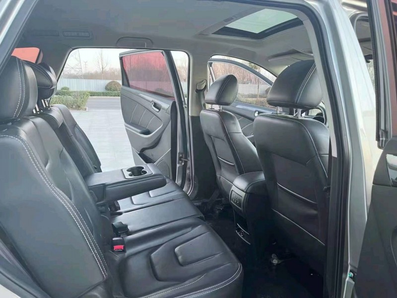 烟台18年东风风光7