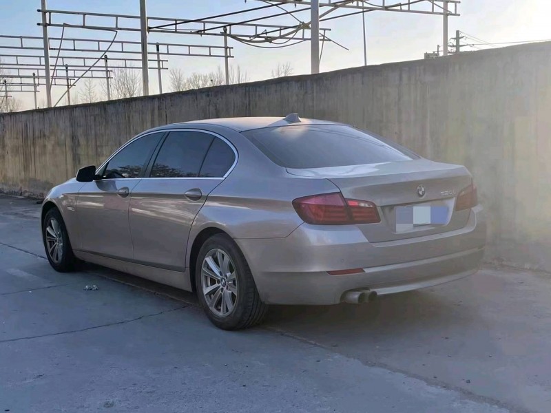 北京13年宝马5系3