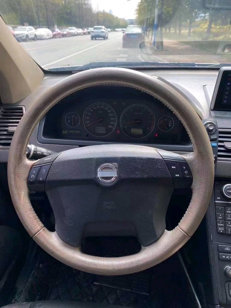防城港08年沃爾沃XC909