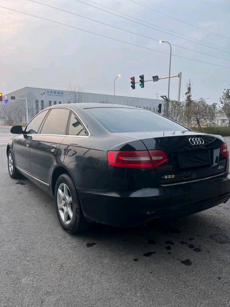 徐州11年奥迪A6L8