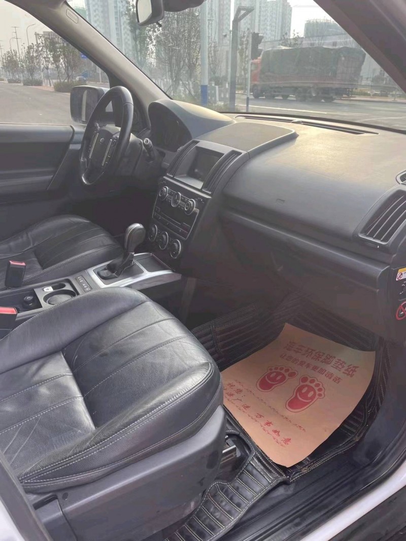 徐州14年路虎神行者25