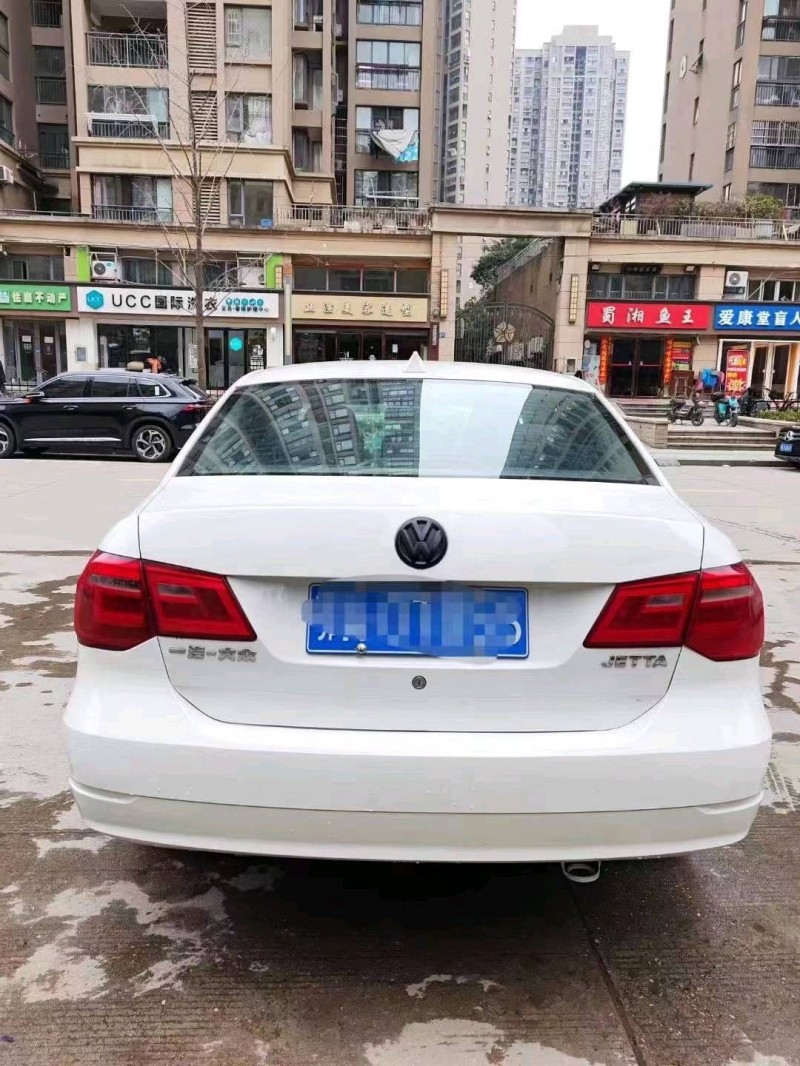 北京13年大众捷达8